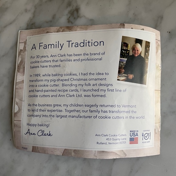 NWOT Ann Clark Cookie Cutters Gingerbread 3 pc set - Picture 4 of 5